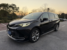丰田 赛那SIENNA 2021款 2.5L混动 尊贵版