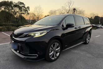 丰田 赛那SIENNA 2021款 2.5L混动 尊贵版