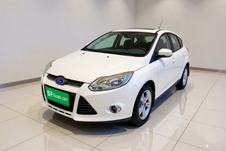 福特 福克斯 2012款 两厢 1.6L 自动风尚型