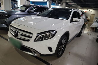 奔驰GLA 2017款 GLA 220 4MATIC 时尚型
