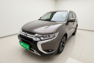 三菱 欧蓝德 2019款 2.0L 两驱畅享版 5座 国V