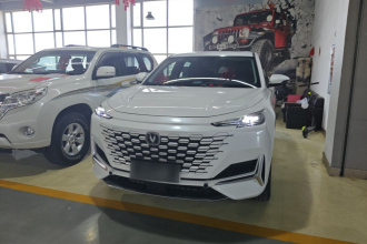 长安UNI-K 2021款 2.0T 豪华型