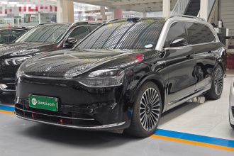 鸿蒙智行 问界M9 2024款 增程 Ultra版 52kWh 6座版