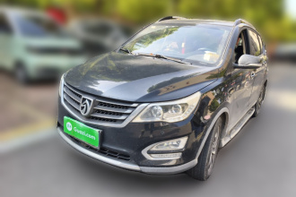 宝骏560 2015款 1.8L 手动豪华型