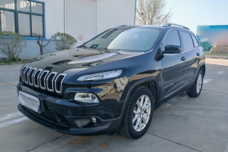 Jeep 自由光 2016款 2.0L 优越版