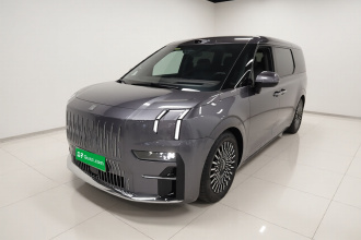 极氪009 2024款 七座过道版四驱 108kWh