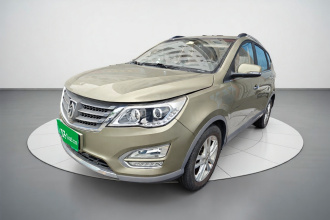 宝骏560 2015款 1.8L 手动精英型