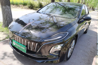 红旗E-QM5 2022款 431km 充电乐享版