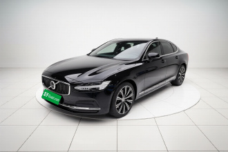 沃尔沃S90 2024款 B5 智远豪华版