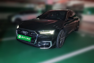 奥迪A6L 2024款 45 TFSI quattro 臻选动感型