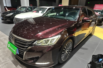 丰田 皇冠 2018款 2.0T 运动版