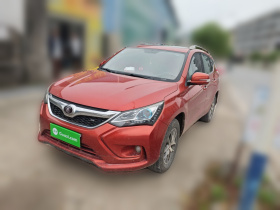 比亚迪 宋 2017款 盖世升级版 1.5TI 手动精英型