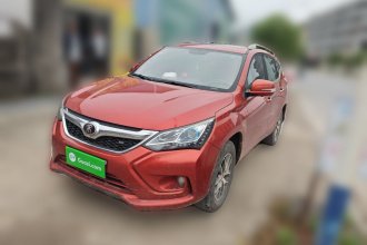 比亚迪 宋 2017款 盖世升级版 1.5TI 手动精英型