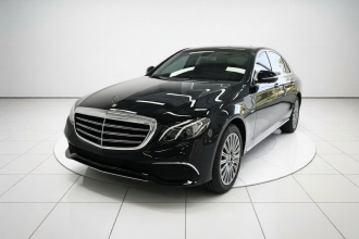 奔驰E级 2020款 改款 E 300 L 殊享版