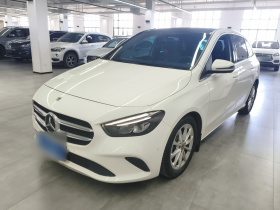 奔驰B级 2021款 B 200 时尚型