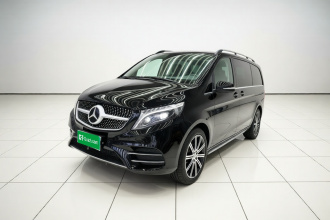 奔驰V级 2022款 V 260 L 长轴距豪华版