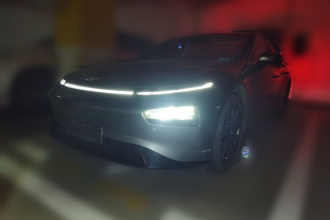 小鹏P7 2020款 670N
