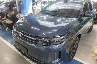 鸿蒙智行 问界M7 2024款 1.5T 智驾后驱Ultra版 5座