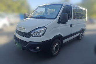 依维柯欧胜 2021款 2.0T 手动超瑞短轴低顶手动门F1A