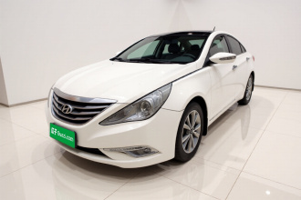 现代 索纳塔 2015款 经典 2.4L 自动领先版 国IV