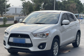 三菱 劲炫ASX 2013款 2.0L CVT两驱精英版