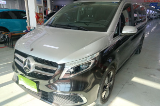 奔驰V级 2021款 V 260 L 长轴距尊贵版