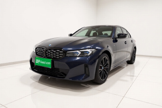 宝马3系 2023款 330i M运动曜夜套装