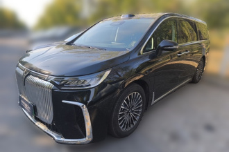 岚图汽车 岚图梦想家 2026款 PHEV 乾崑Ultra