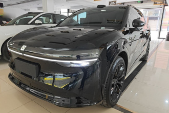 极氪7X 2025款 100kWh 长续航后驱智驾版