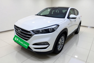 现代 途胜 2018款 1.6T 双离合两驱15周年特别版