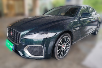 捷豹XFL 2024款 2.0T P250 两驱尊享豪华版