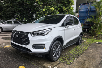 比亚迪 元新能源 2019款 EV360 智联悦享型
