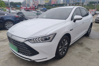 比亚迪 秦PLUS 2024款 荣耀版 DM-i 55KM领先型