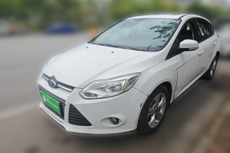 福特 福克斯 2012款 两厢 1.6L 自动风尚型