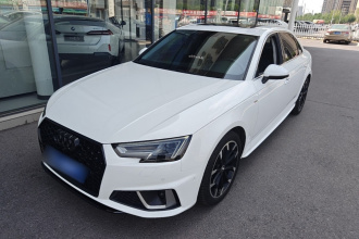 奥迪A4L 2018款 30周年年型 40 TFSI 时尚型