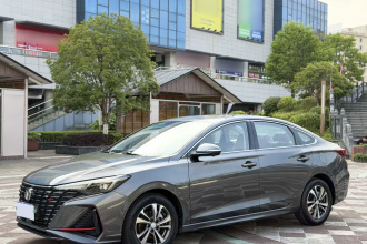 长安 逸动 2023款 畅享版 PLUS 蓝鲸NE 1.4T GDI DCT尊贵版