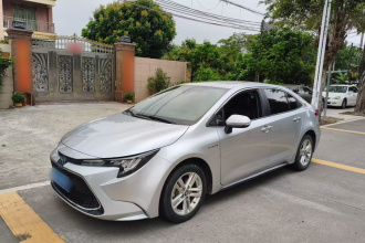 丰田 雷凌 2021款 双擎 1.8H E-CVT豪华版