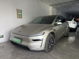 特斯拉 Model Y L 2025款 长续航全轮驱动版