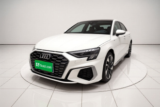 奥迪A3 2023款 改款 A3L Limousine 35 TFSI 时尚运动型
