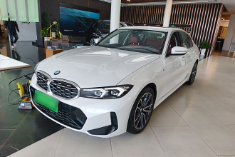 宝马3系 2025款 325i M运动套装