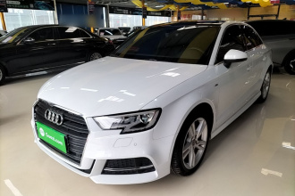 奥迪A3 2018款 30周年年型 Limousine 35 TFSI 时尚型