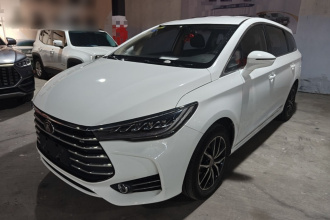 比亚迪 宋MAX 2017款 1.5T 手动智联豪华型 7座