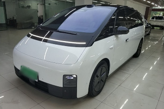 理想汽车 理想MEGA 2025款 Home 家庭特别版