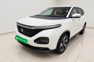 宝骏RM-5 2019款 1.5T 手动24小时在线精英型 7座