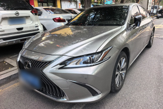 雷克萨斯ES 2020款 200 卓越版