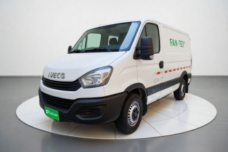 依维柯欧胜 2020款 2.3T 手动运瑞手动门短轴低顶低功F1A
