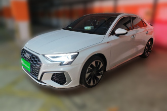 奥迪A3 2024款 A3L Limousine 35 TFSI 时尚运动型
