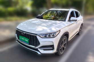 比亚迪 宋PLUS 2020款 1.5T 自动旗舰型