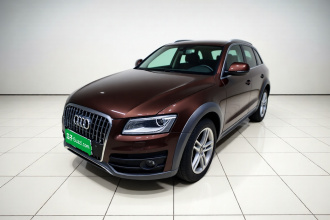 奥迪Q5 2018款 典藏版 40 TFSI 技术型