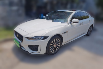捷豹XEL 2020款 2.0T 200PS R-DYNAMIC S进取运动版